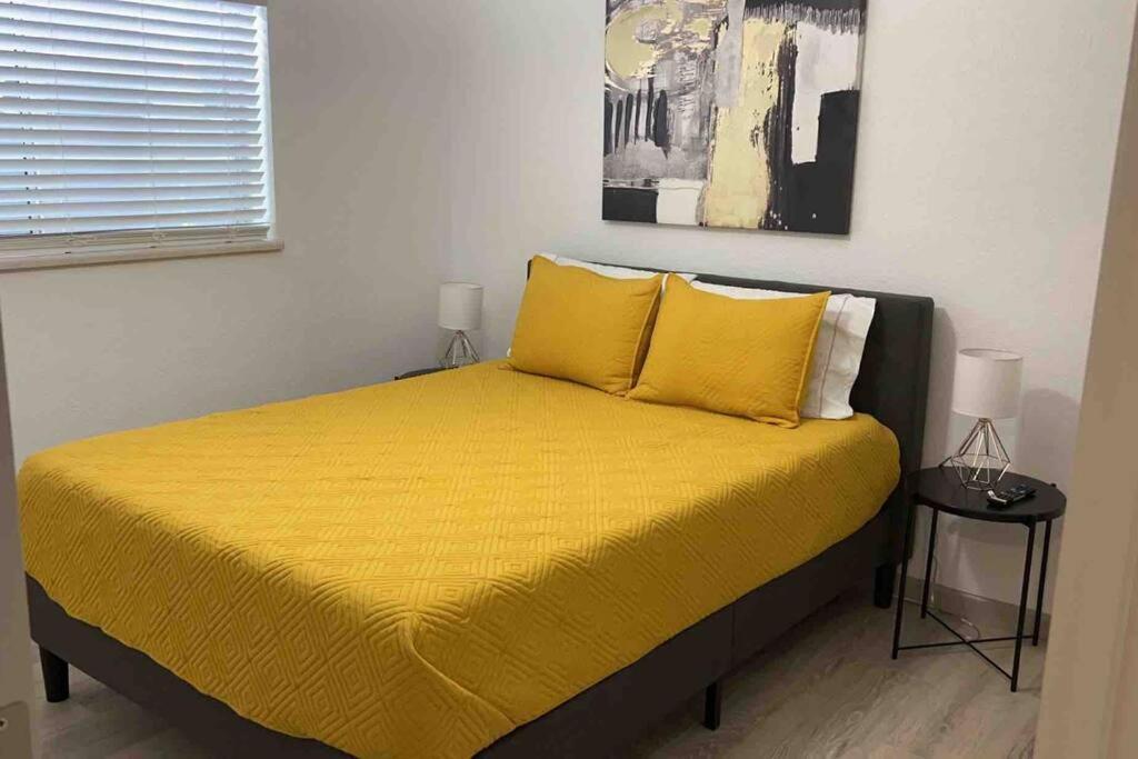 Spacious Getaway! Pool, Spa, Sleeps 9 레이크 하바슈 시티 외부 사진