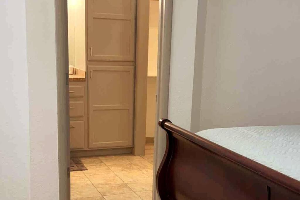 Spacious Getaway! Pool, Spa, Sleeps 9 레이크 하바슈 시티 외부 사진